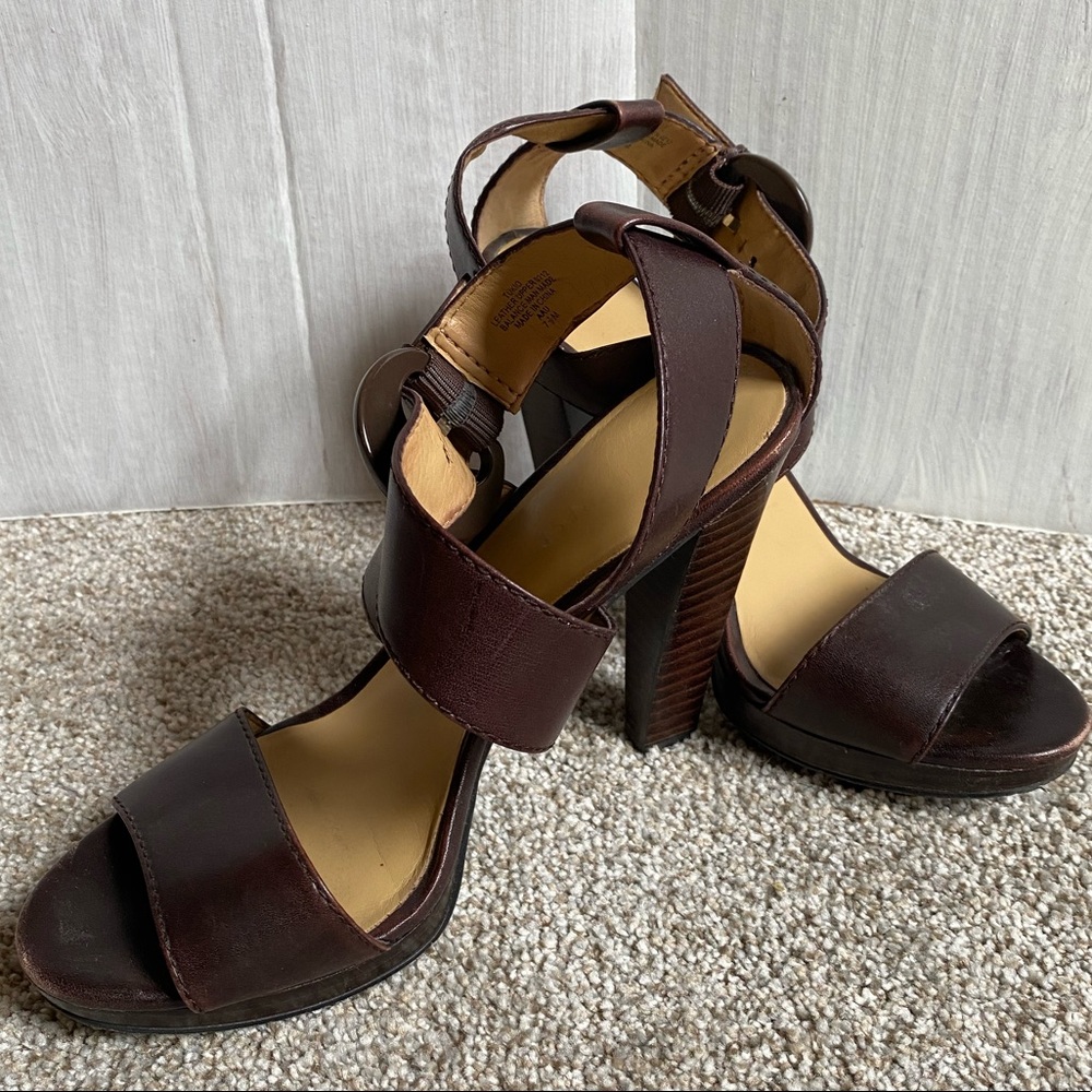 Nine West Tukio Dark Brown Leather Heels Size 7.5